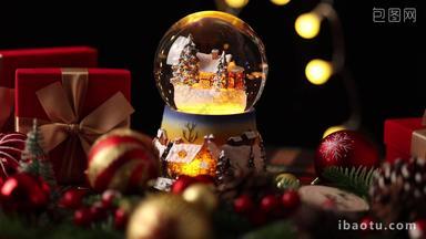 平安夜<strong>圣诞</strong>节日旋转的水晶球实拍4k